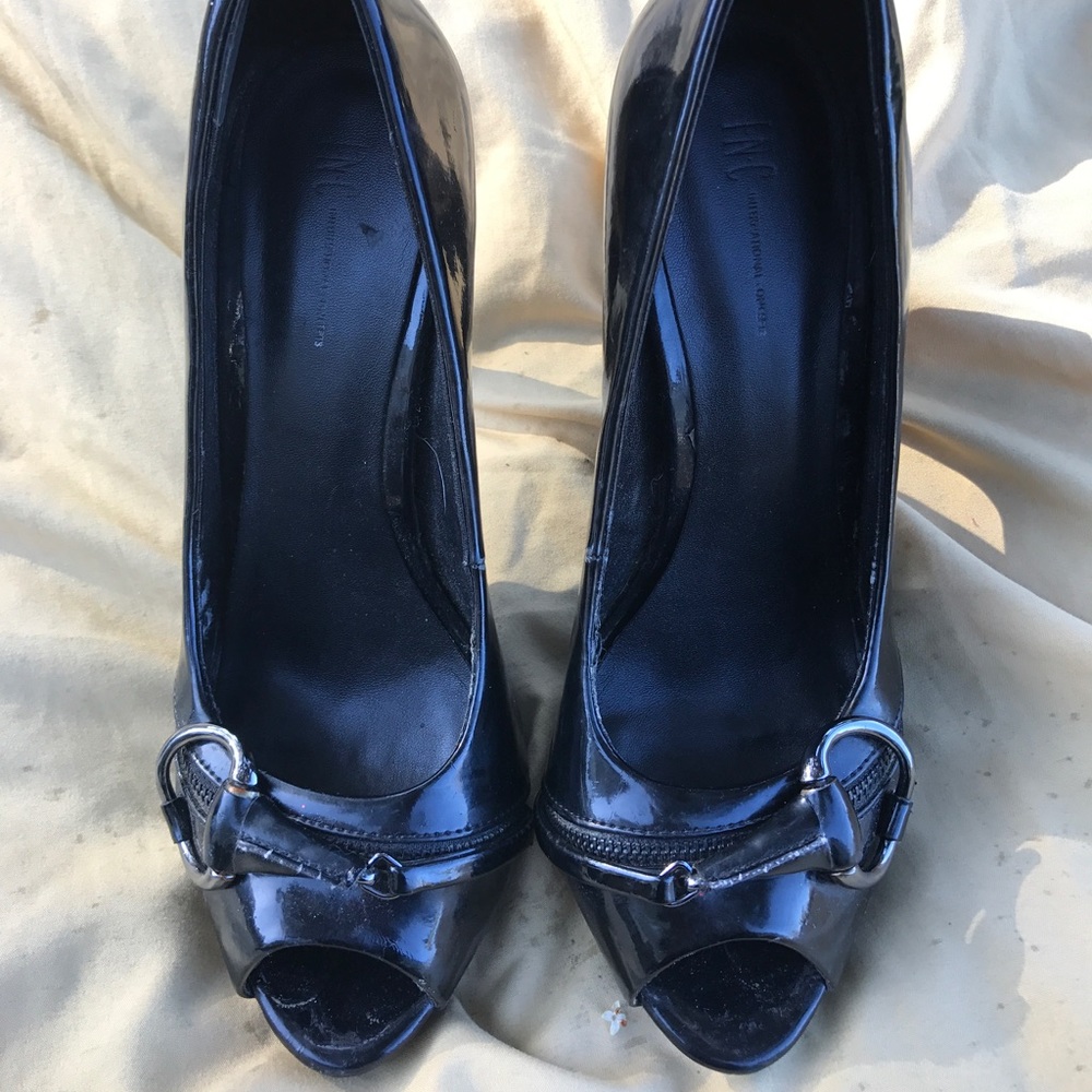 INC shiny black shoes